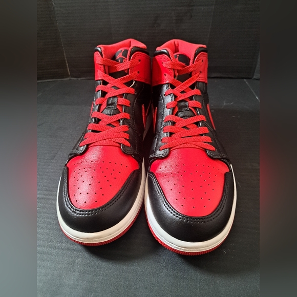 2022 Nike Air Jordan 1 Mid 'Alternate Bred Men's Sneakers Size 10. (No Box) - Picture 14 of 16